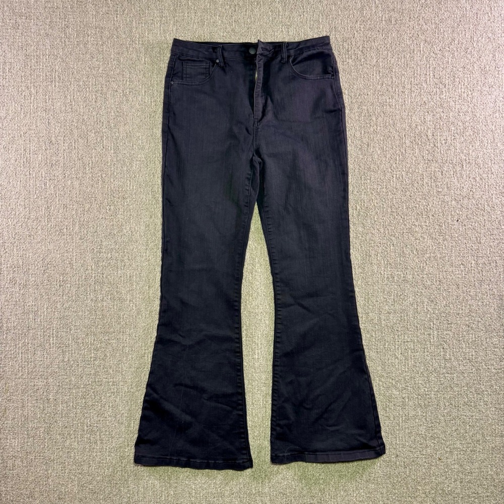 Risen Black Flare Jeans Women's Size 15/32‎ High Rise Stretch Denim Pants